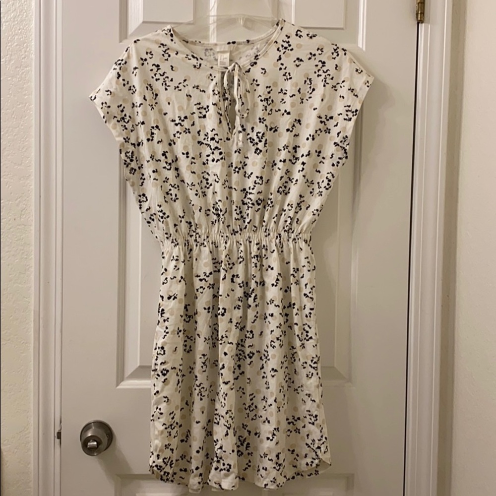 🦋 3/$15 🦋 H&M short sleeve dress